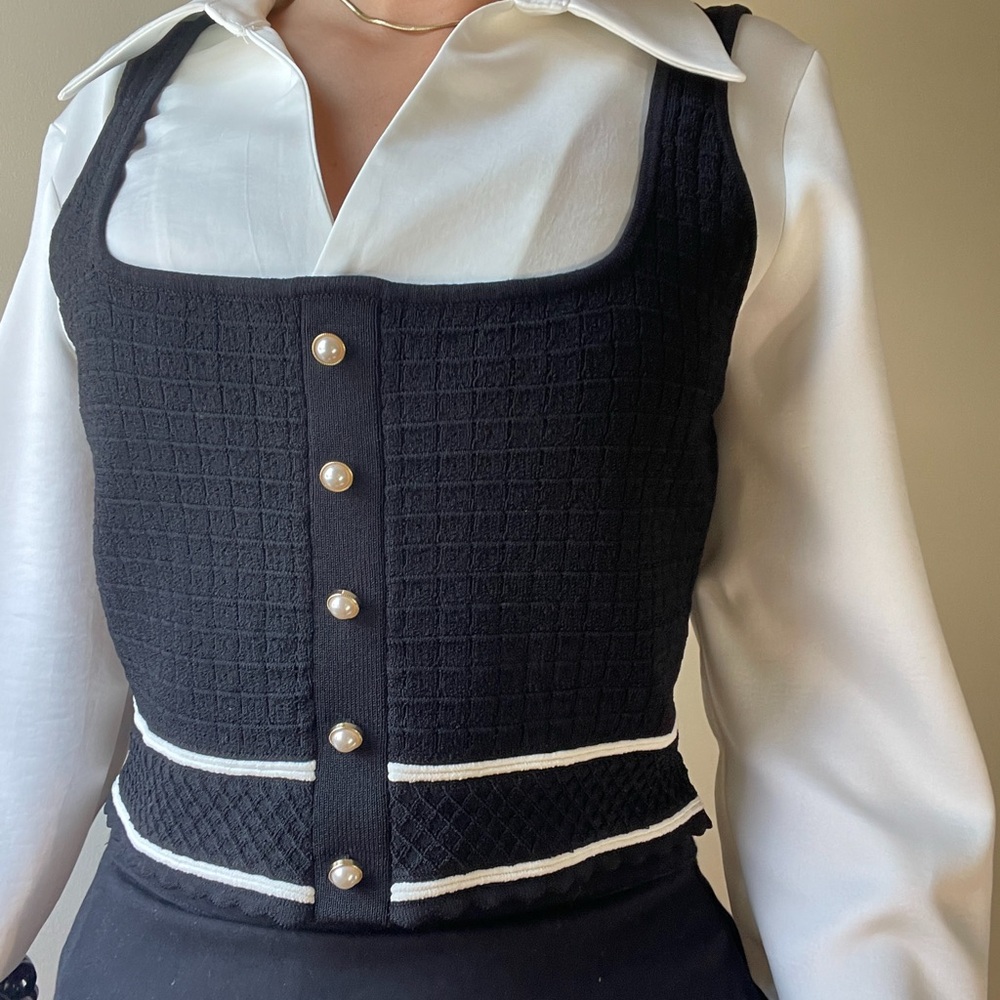 Chic Black Knit Vest with Pearl Buttons